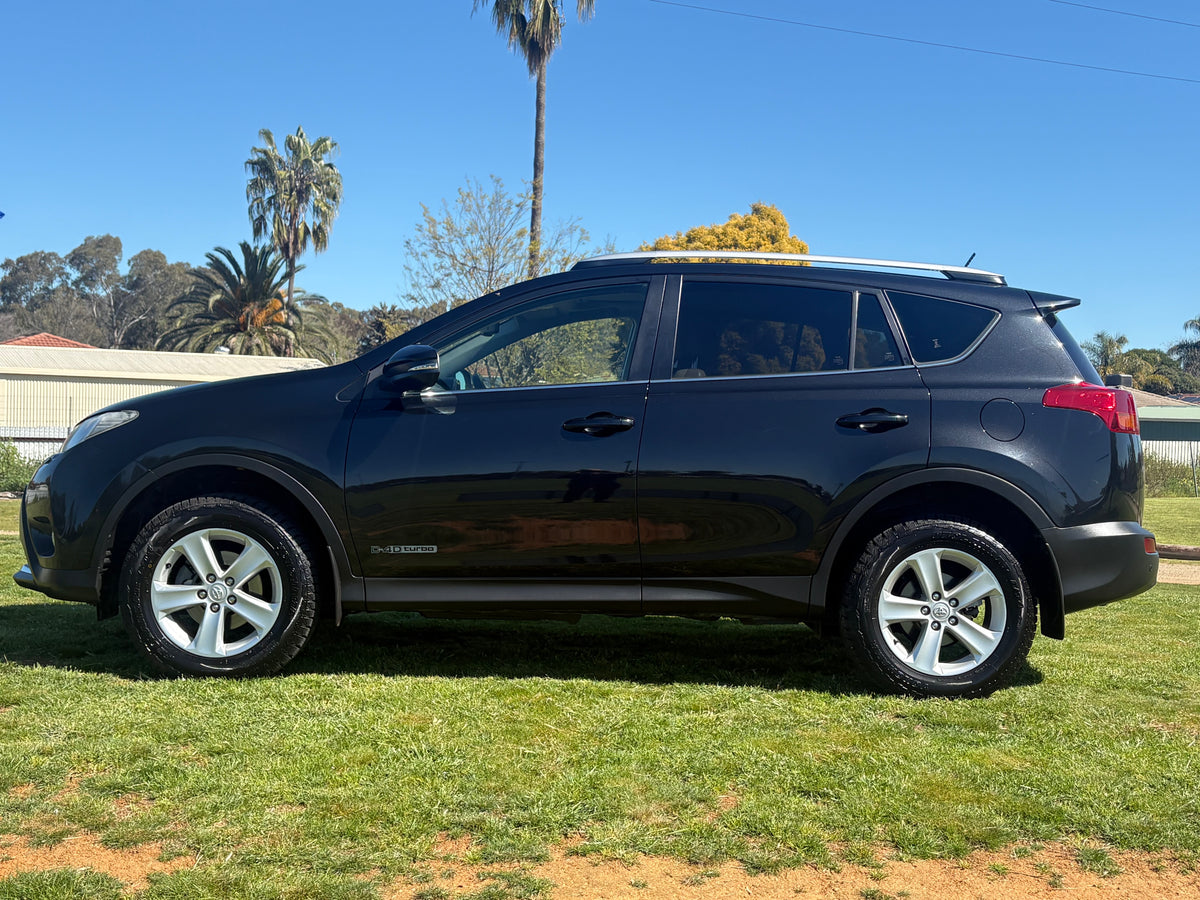 2013 BLACK TOYOTA RAV4 40 SER STATION WAGON