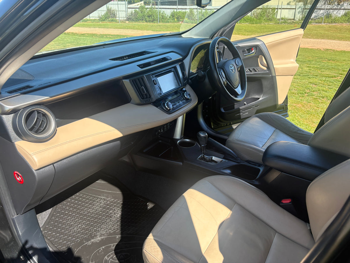 2013 BLACK TOYOTA RAV4 40 SER STATION WAGON